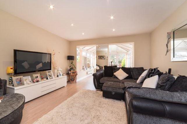 Magnolia Gardens, Mill Hill / Edgware